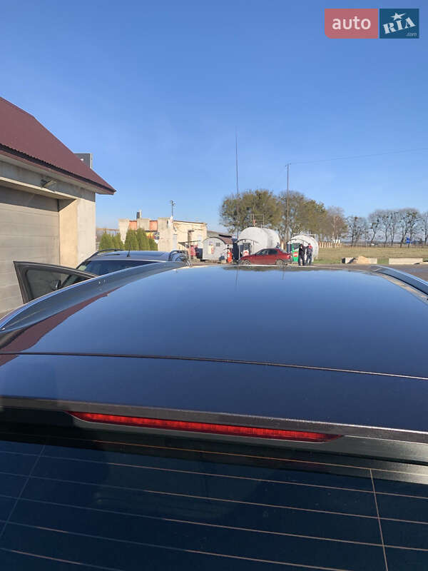 Позашляховик / Кросовер Audi Q7 2013 в Буську