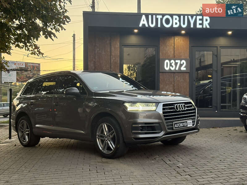 Позашляховик / Кросовер Audi Q7 2016 в Чернівцях фото 5 Позашляховик / Кросовер Audi Q7 2016 в Чернівцях