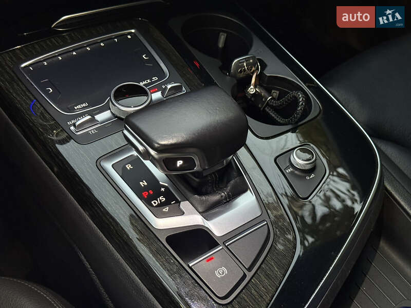 Позашляховик / Кросовер Audi Q7 2016 в Чернівцях фото 19 Позашляховик / Кросовер Audi Q7 2016 в Чернівцях