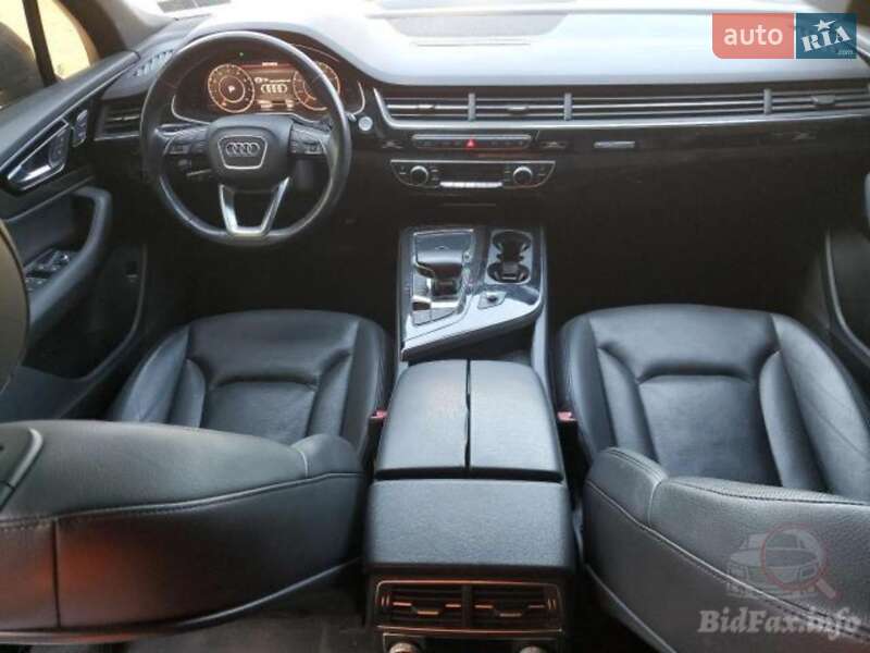 Внедорожник / Кроссовер Audi Q7 2015 в Шептицькому