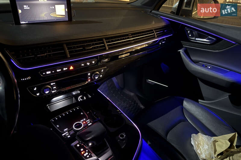 Внедорожник / Кроссовер Audi Q7 2017 в Кривом Роге фото 13 Внедорожник / Кроссовер Audi Q7 2017 в Кривом Роге