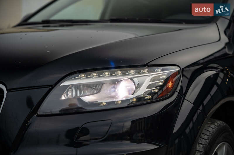 Внедорожник / Кроссовер Audi Q7 2013 в Черновцах