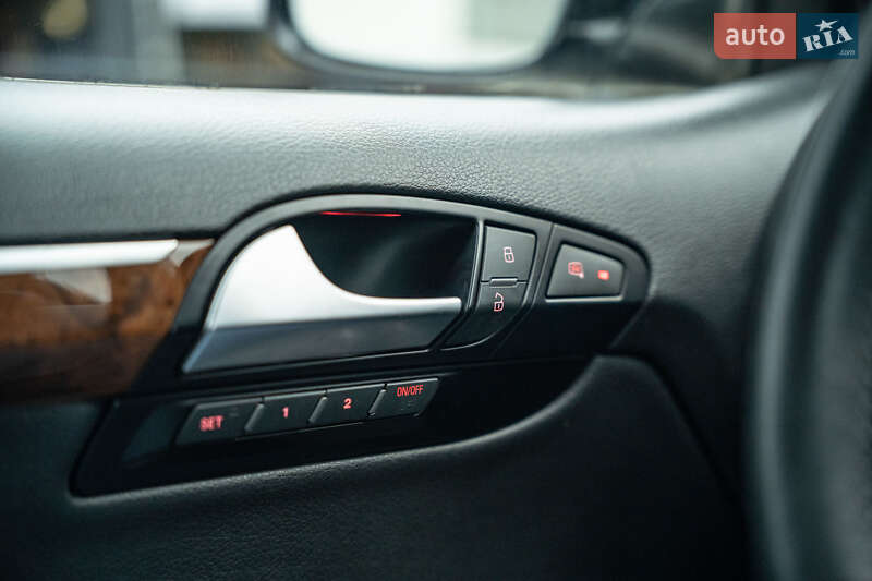 Внедорожник / Кроссовер Audi Q7 2013 в Черновцах