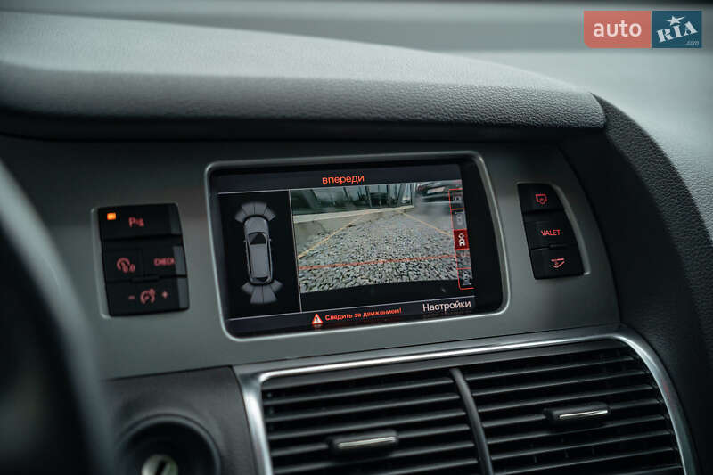 Внедорожник / Кроссовер Audi Q7 2013 в Черновцах