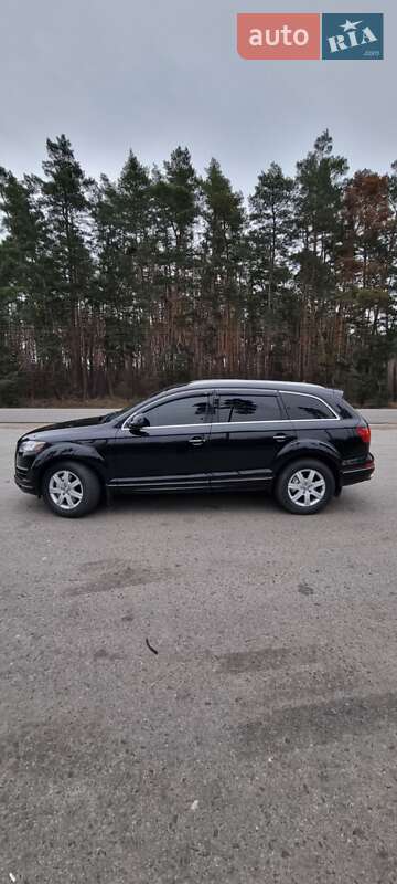Позашляховик / Кросовер Audi Q7 2010 в Охтирці