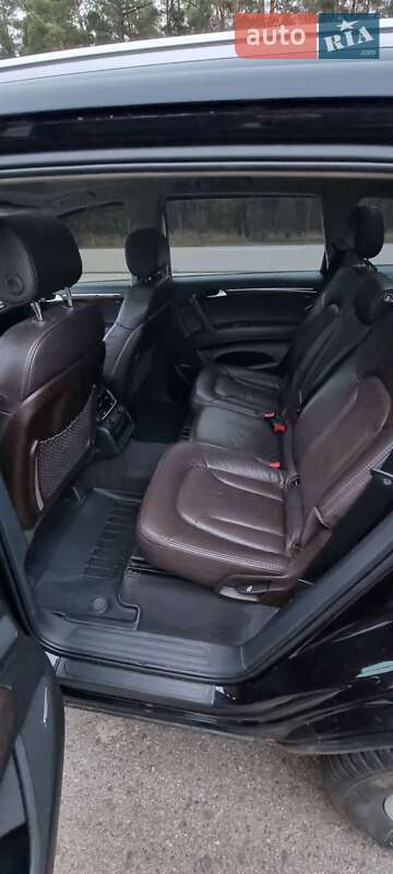 Позашляховик / Кросовер Audi Q7 2010 в Охтирці