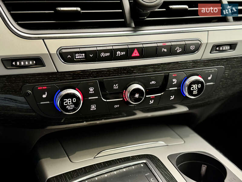 Позашляховик / Кросовер Audi Q7 2019 в Києві