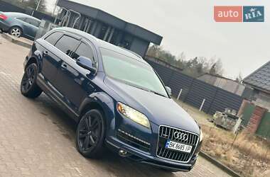 Позашляховик / Кросовер Audi Q7 2013 в Глинне