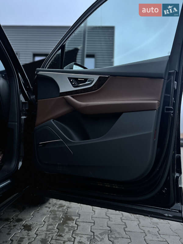 Внедорожник / Кроссовер Audi Q7 2017 в Киеве фото 33 Внедорожник / Кроссовер Audi Q7 2017 в Киеве