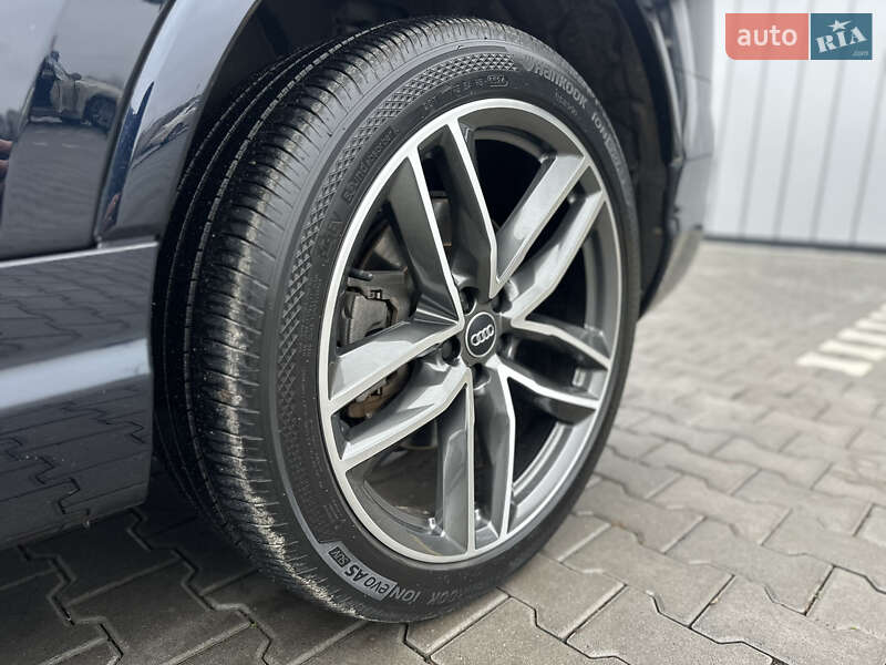 Внедорожник / Кроссовер Audi Q7 2017 в Владимире