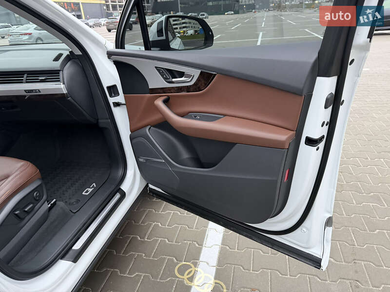 Внедорожник / Кроссовер Audi Q7 2019 в Киеве фото 17 Внедорожник / Кроссовер Audi Q7 2019 в Киеве
