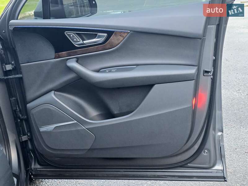 Внедорожник / Кроссовер Audi Q7 2016 в Харькове фото 35 Внедорожник / Кроссовер Audi Q7 2016 в Харькове