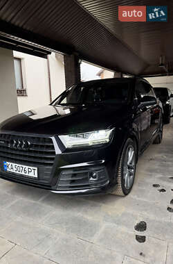 Внедорожник / Кроссовер Audi Q7 2018 в Киеве