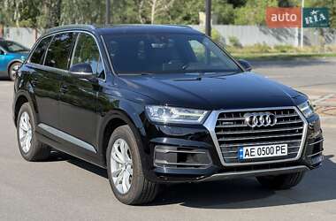 Позашляховик / Кросовер Audi Q7 2016 в Дніпрі