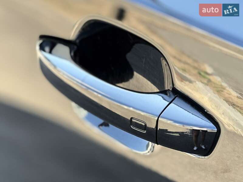 Внедорожник / Кроссовер Audi Q7 2016 в Днепре