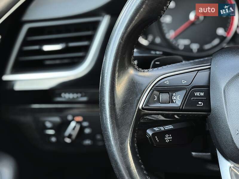 Внедорожник / Кроссовер Audi Q7 2016 в Днепре