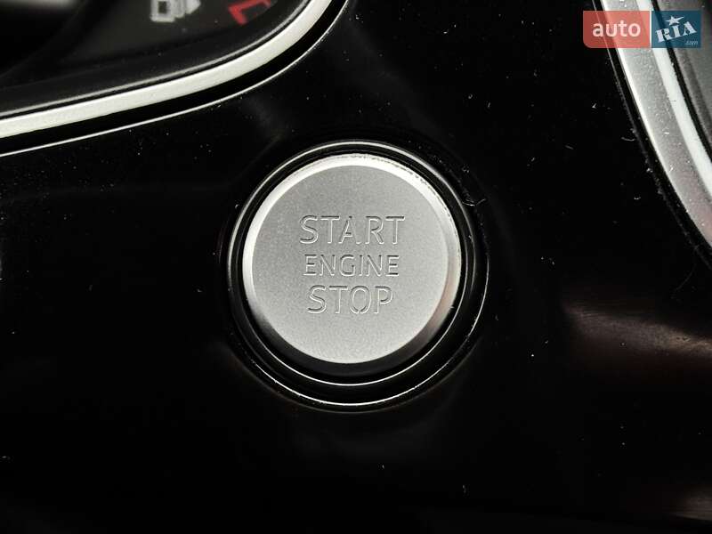 Внедорожник / Кроссовер Audi Q7 2016 в Днепре