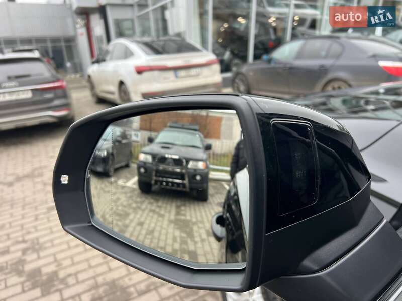 Внедорожник / Кроссовер Audi Q7 2023 в Полтаве