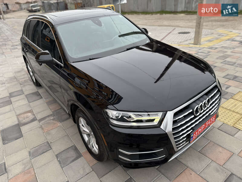 Позашляховик / Кросовер Audi Q7 2017 в Запоріжжі