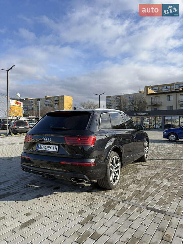 Внедорожник / Кроссовер Audi Q7 2016 в Ужгороде фото 4 Внедорожник / Кроссовер Audi Q7 2016 в Ужгороде