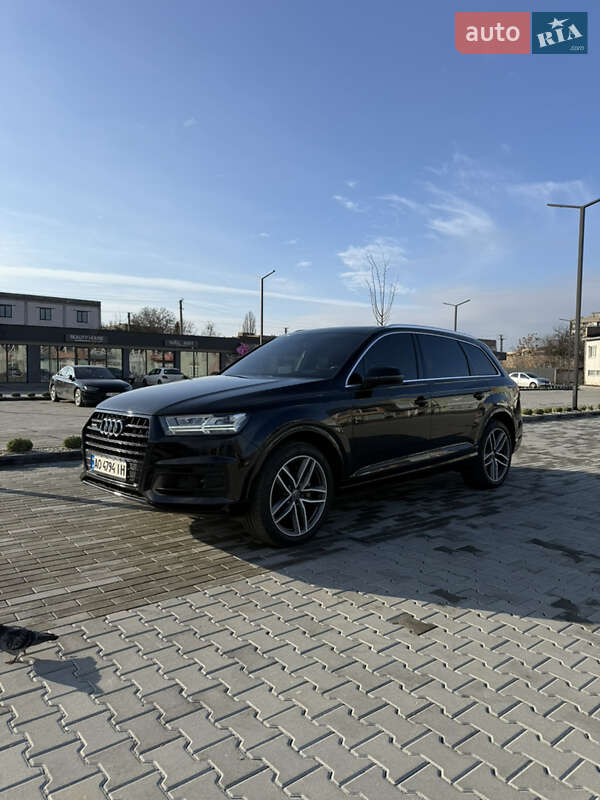 Внедорожник / Кроссовер Audi Q7 2016 в Ужгороде фото 10 Внедорожник / Кроссовер Audi Q7 2016 в Ужгороде