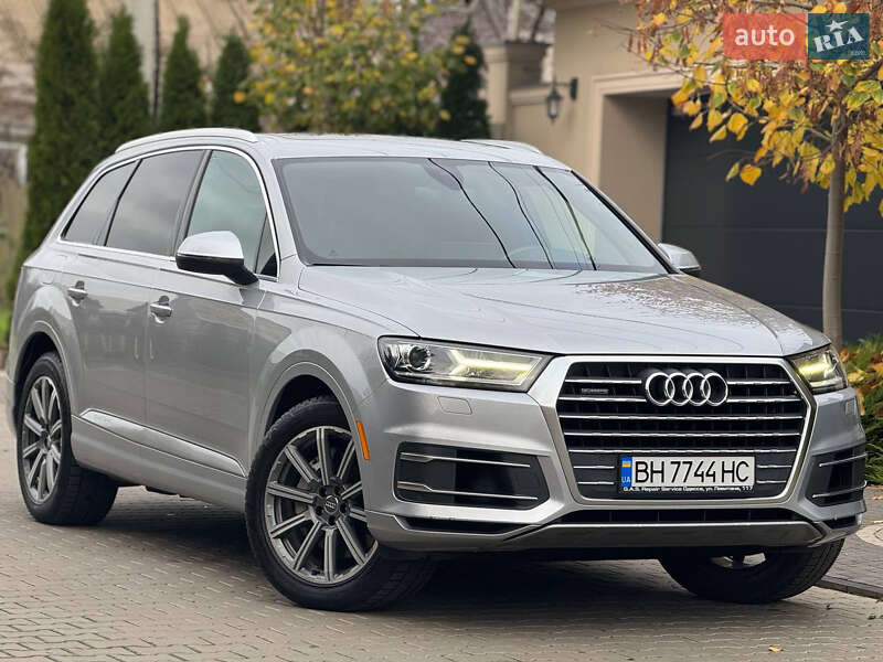 Внедорожник / Кроссовер Audi Q7 2017 в Одессе