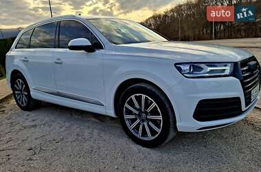 Позашляховик / Кросовер Audi Q7 2015 в Дніпрі