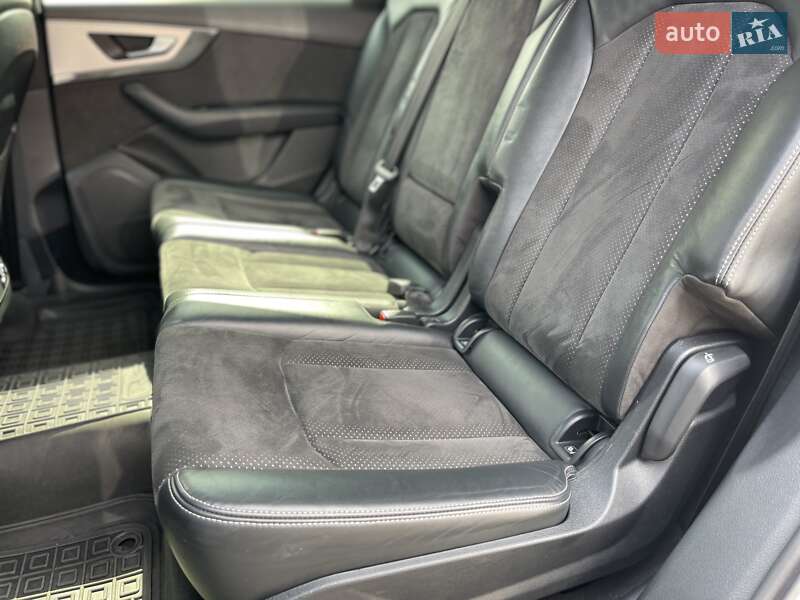 Внедорожник / Кроссовер Audi Q7 2018 в Киеве фото 19 Внедорожник / Кроссовер Audi Q7 2018 в Киеве