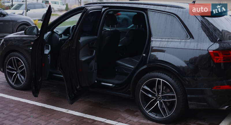 Внедорожник / Кроссовер Audi Q7 2018 в Киеве фото 10 Внедорожник / Кроссовер Audi Q7 2018 в Киеве