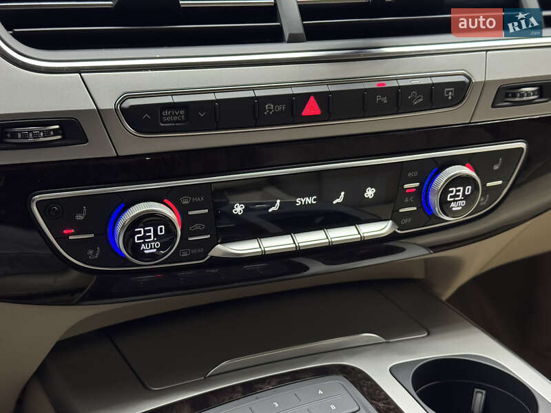 Внедорожник / Кроссовер Audi Q7 2015 в Киеве фото 25 Внедорожник / Кроссовер Audi Q7 2015 в Киеве