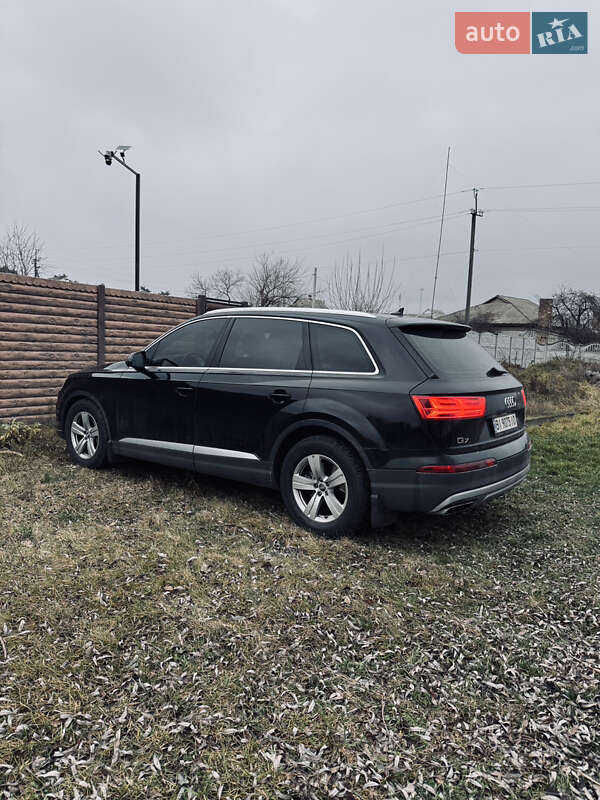 Внедорожник / Кроссовер Audi Q7 2018 в Горишних Плавнях