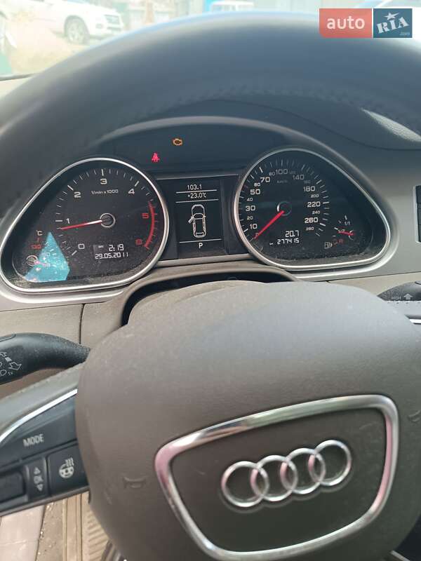 Внедорожник / Кроссовер Audi Q7 2011 в Киеве