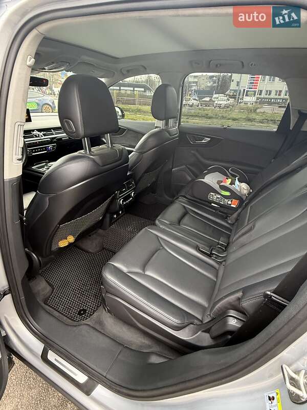Внедорожник / Кроссовер Audi Q7 2019 в Харькове