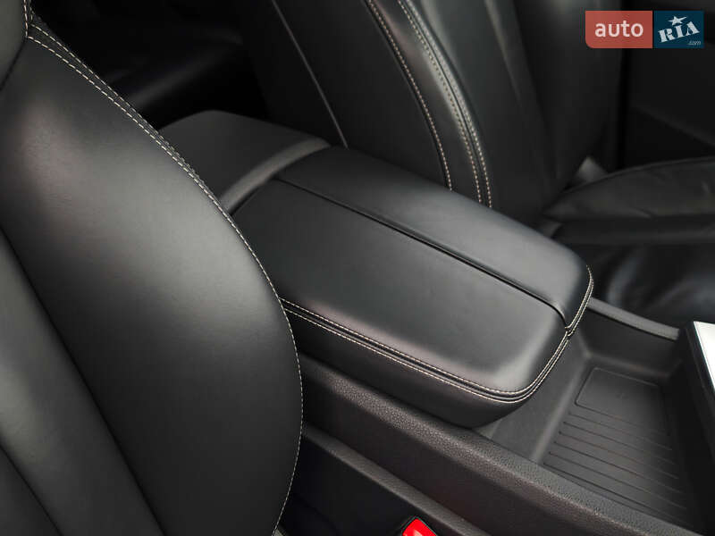 Внедорожник / Кроссовер Audi Q7 2015 в Дубно