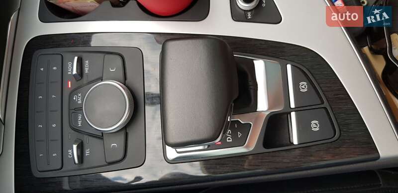 Внедорожник / Кроссовер Audi Q7 2017 в Чернобае