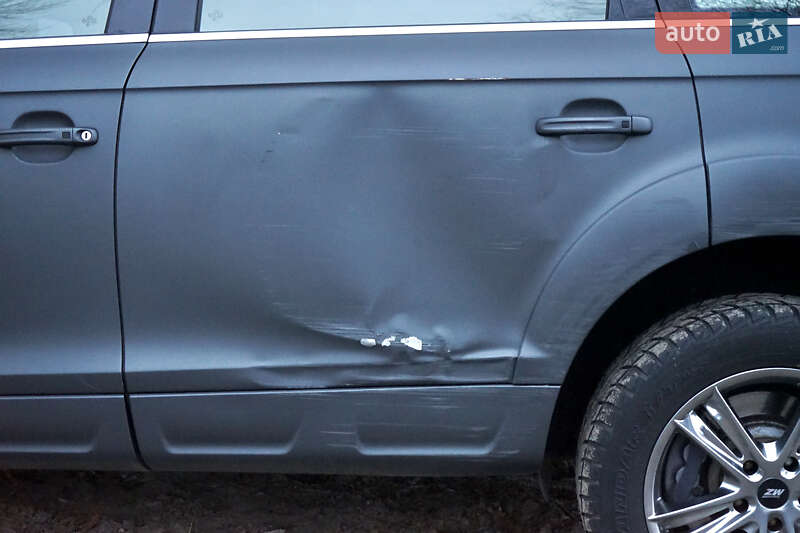 Внедорожник / Кроссовер Audi Q7 2010 в Черкассах фото 9 Внедорожник / Кроссовер Audi Q7 2010 в Черкассах