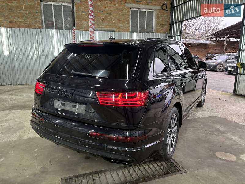 Внедорожник / Кроссовер Audi Q7 2015 в Казатине фото 20 Внедорожник / Кроссовер Audi Q7 2015 в Казатине