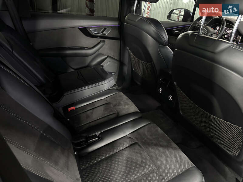 Внедорожник / Кроссовер Audi Q7 2015 в Казатине фото 98 Внедорожник / Кроссовер Audi Q7 2015 в Казатине