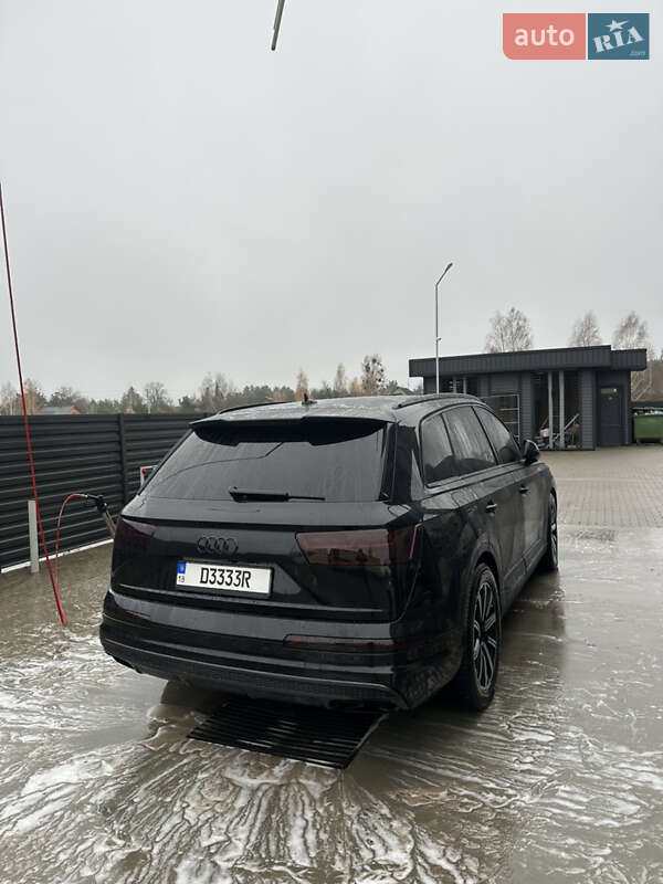 Внедорожник / Кроссовер Audi Q7 2015 в Рокитном фото 6 Внедорожник / Кроссовер Audi Q7 2015 в Рокитном