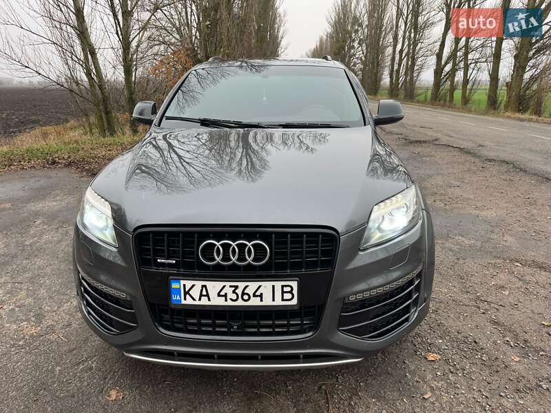 Внедорожник / Кроссовер Audi Q7 2015 в Броварах