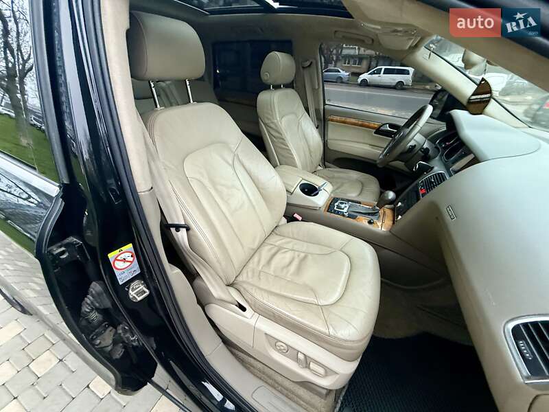 Внедорожник / Кроссовер Audi Q7 2007 в Одессе