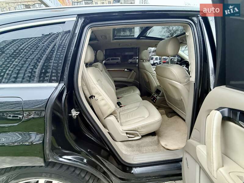 Внедорожник / Кроссовер Audi Q7 2007 в Одессе