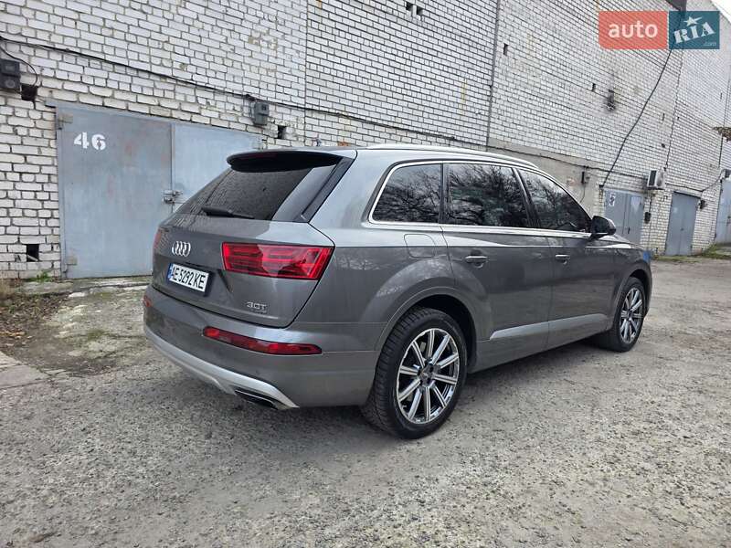 Позашляховик / Кросовер Audi Q7 2017 в Дніпрі фото 6 Позашляховик / Кросовер Audi Q7 2017 в Дніпрі