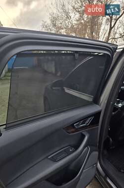 Внедорожник / Кроссовер Audi Q7 2017 в Днепре