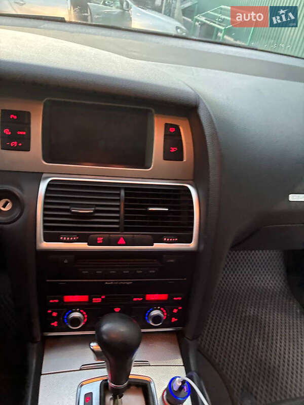 Внедорожник / Кроссовер Audi Q7 2007 в Черновцах фото 17 Внедорожник / Кроссовер Audi Q7 2007 в Черновцах