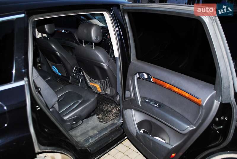 Внедорожник / Кроссовер Audi Q7 2015 в Жашкове фото 28 Внедорожник / Кроссовер Audi Q7 2015 в Жашкове