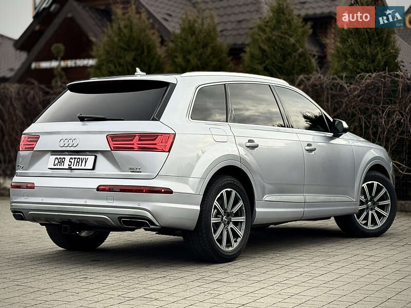 Внедорожник / Кроссовер Audi Q7 2017 в Стрые