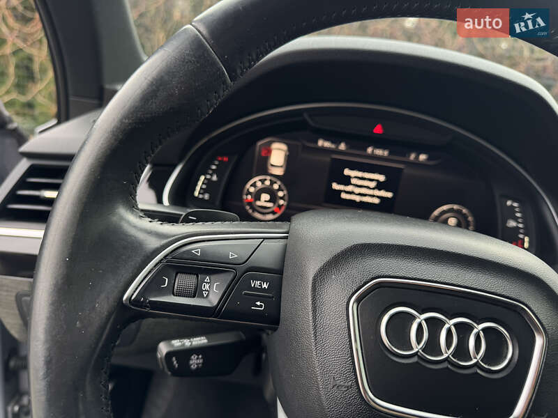 Внедорожник / Кроссовер Audi Q7 2017 в Стрые