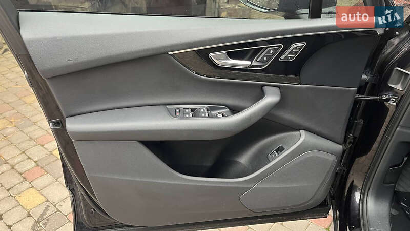 Внедорожник / Кроссовер Audi Q7 2017 в Хмельницком фото 17 Внедорожник / Кроссовер Audi Q7 2017 в Хмельницком