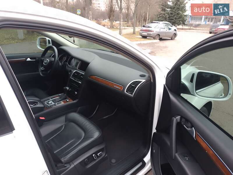 Внедорожник / Кроссовер Audi Q7 2015 в Харькове фото 19 Внедорожник / Кроссовер Audi Q7 2015 в Харькове